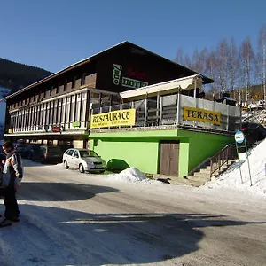 Nico 2* Špindlerŭv Mlýn